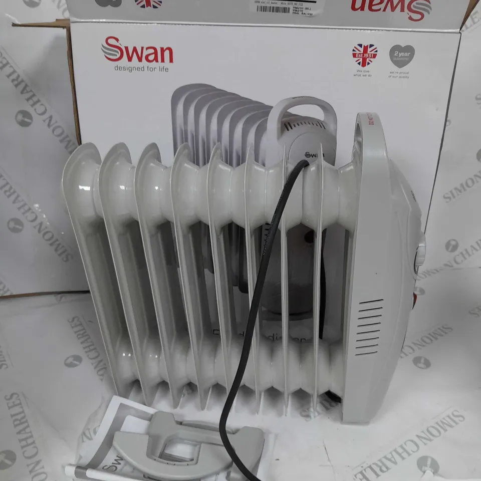 BOXED SWAN 1000W MINI OIL HEATER - WHITE RRP £29