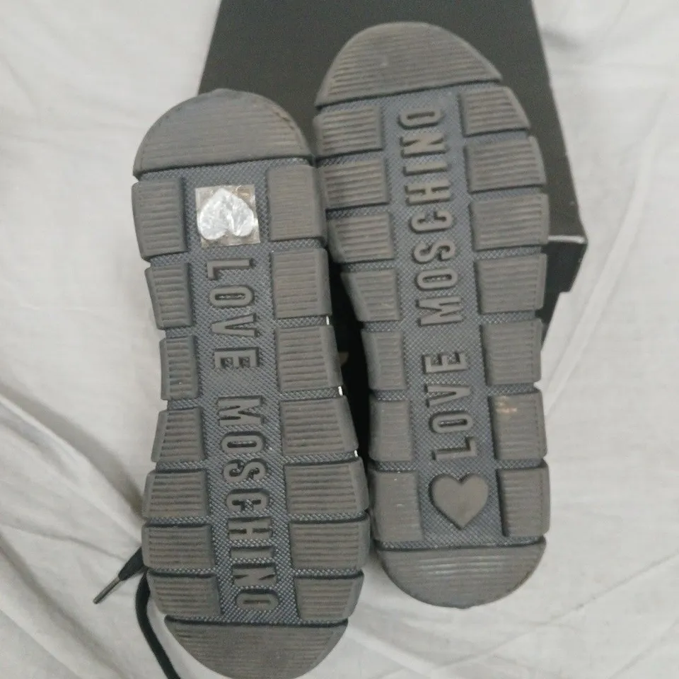 BOXED LOVE MOSCHINO BLACK TASSEL STYLE TRAINERS - 39