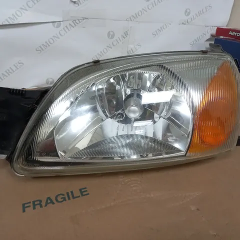FORD HEAD LIGHT / COLLECTION ONLY