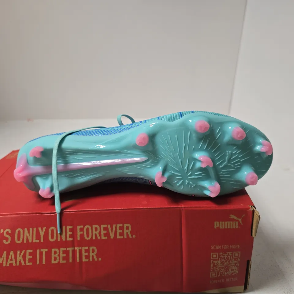 PUMA AQUA/PINK DELIGHT/OCEAN DIVE UK 10 FOOTBALL BOOTS BOXED