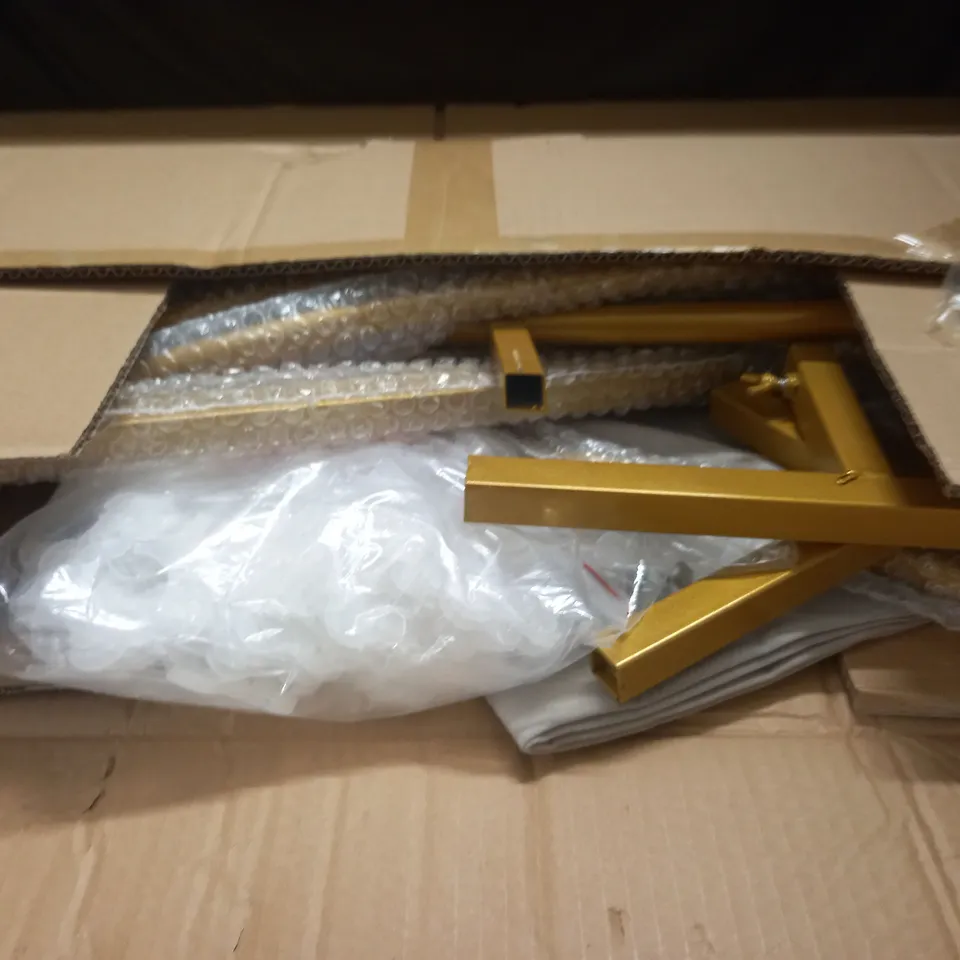 BOXED ROUND METAL BALLOON ARCH
