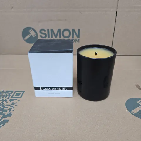 J LESQUENDIEU BOUGIE PARFUMEE SCENTED CANDLE 240G BOXED