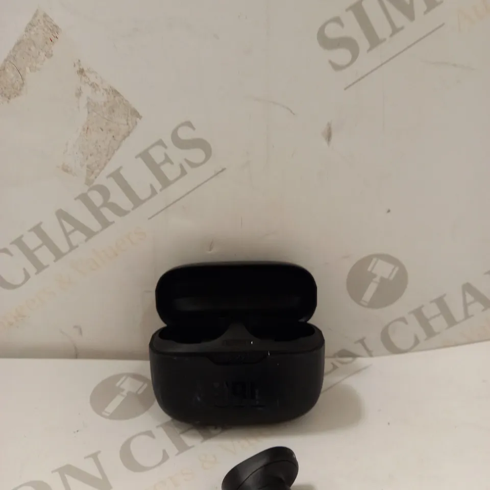 JBL TUNE 130NC TWS IN-EAR HEADPHONES