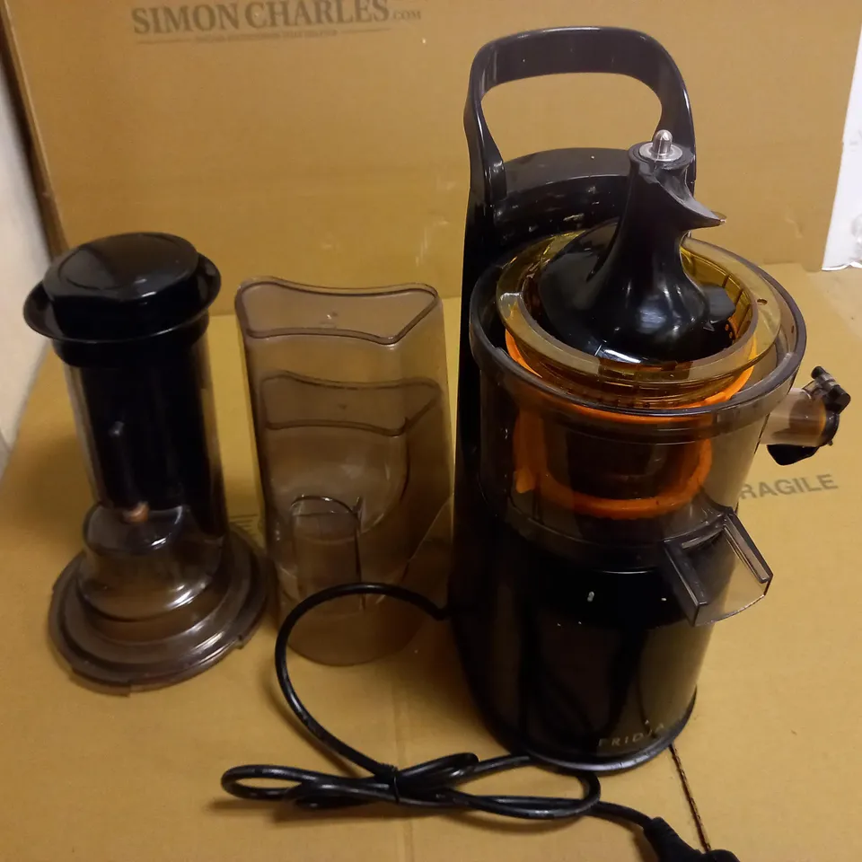 FRIDJA MASTICATING JUICER