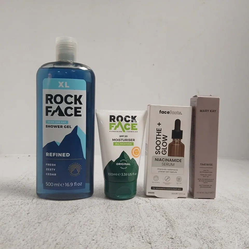 APPROXIMATELY 12 ASSORTED COSMETIC ITEMS INCLUDING VARIOUS MAKES AND BRANDS - COLLECTION ONLY