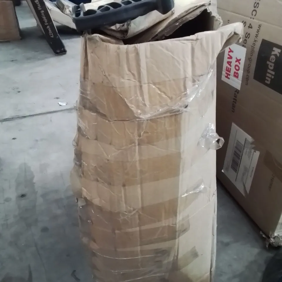 BOX CONTAINING LARGE AMOUNT OF LITTER PICKERS