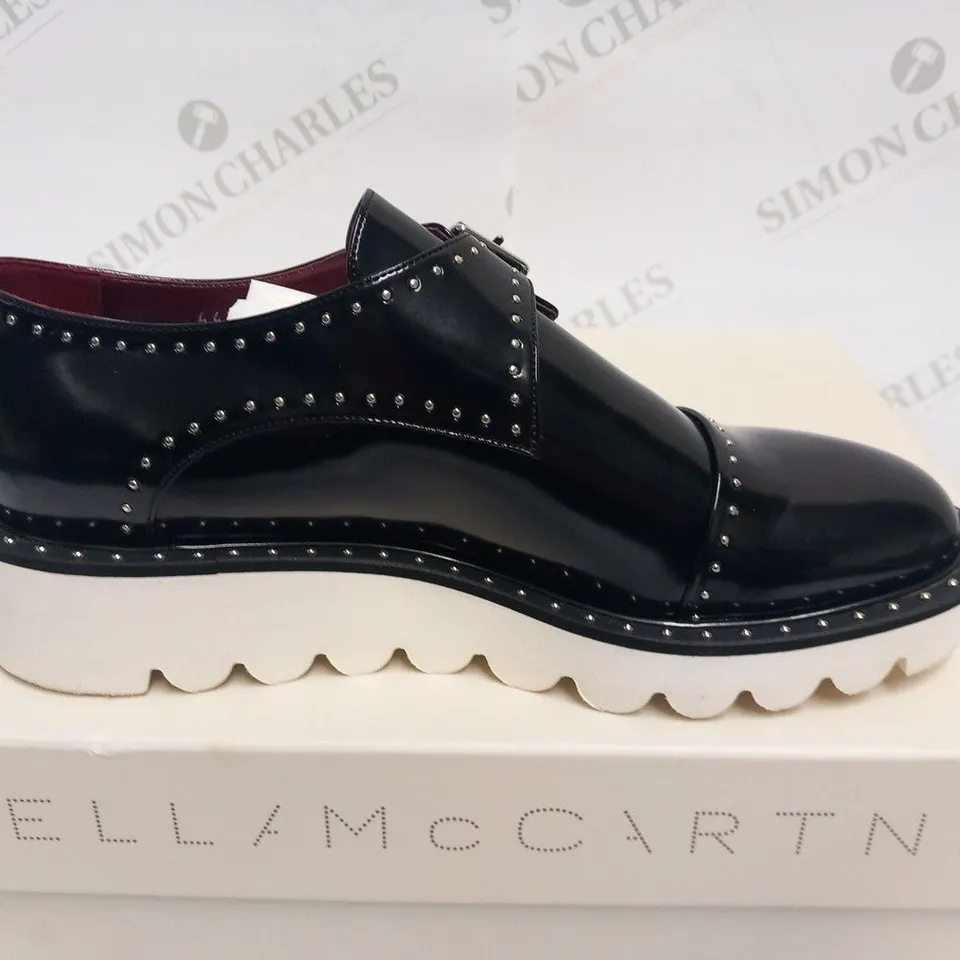 PAIR OF BOXED STELLA MCCARTNEY SCARPA DANA BLACK LADIES SHOES SIZE 39