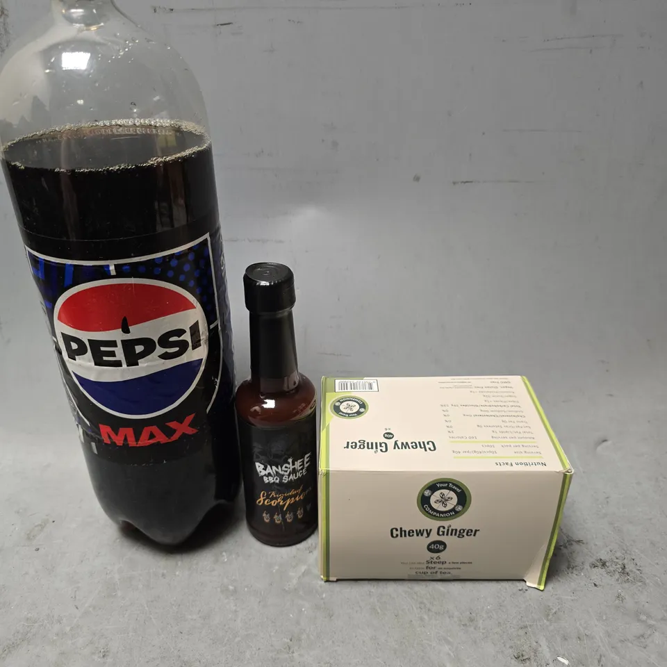APPROXIMATELY 15 ASSORTED FOOD & DRINK ITEMS TO INCLUDE - PEPSI MAX , CHEWY GINGER ETC