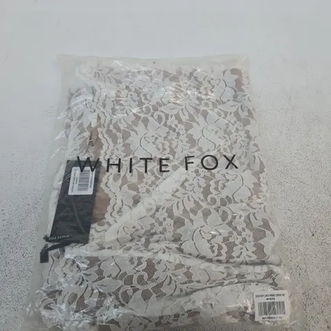 WHITE FOX DESTINY LACE MAXI DRESS – WHITE, UK 4 (XS)