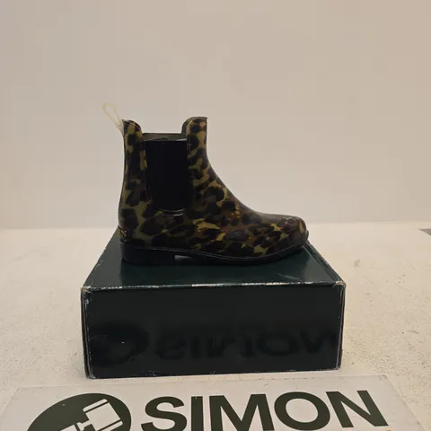 RALPH LAUREN LEOPARD PRINT CHELSEA BOOTS – WOMEN'S UK 5 (EU 38)