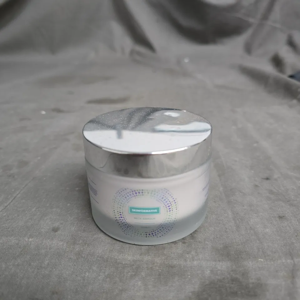 TOTE OF APPROXIMATELY 20 ASSORTED HEALTH/BEAUTY ITEMS TO INCLUDE: EYE REPAIR TREATMENT AND NECK ARMOUR