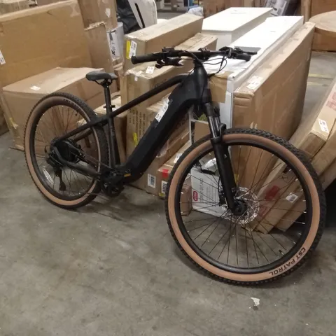 CLAUD BUTLER WRATH 2.0 CUES ELECTRIC MOUNTAIN BIKE, MEDIUM