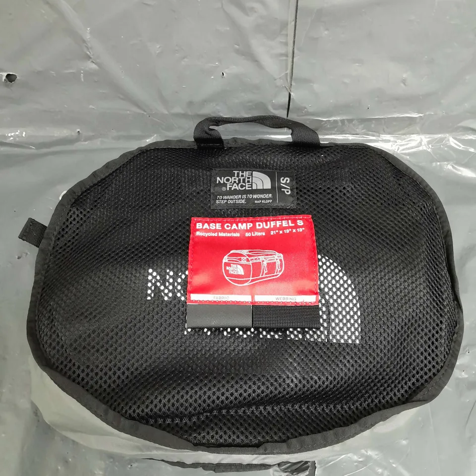 THE NORTH FACE BASE CAMP DUFFEL BAG 