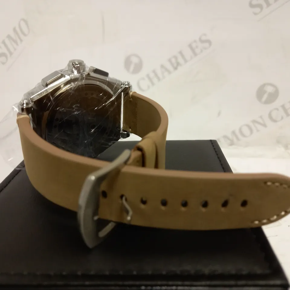 LATOR CALIBRE BLACK & RED TRIPLE DIAL SUEDE LEATHER STRAP WATCH RRP £635