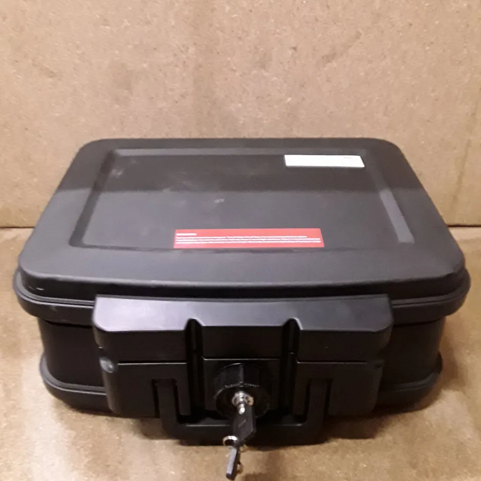 LOCKABLE FIRE PROOF SAFETY BOX