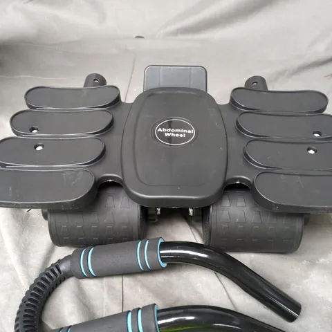 ABDOMINAL WHEEL WITH EIGHT ELBOW BRACES