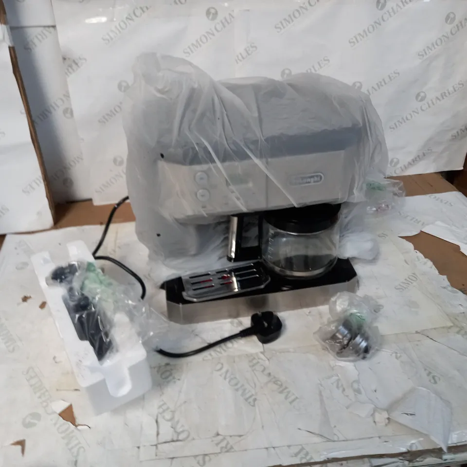 DE'LONGHI COMBI COFFEE MACHINE