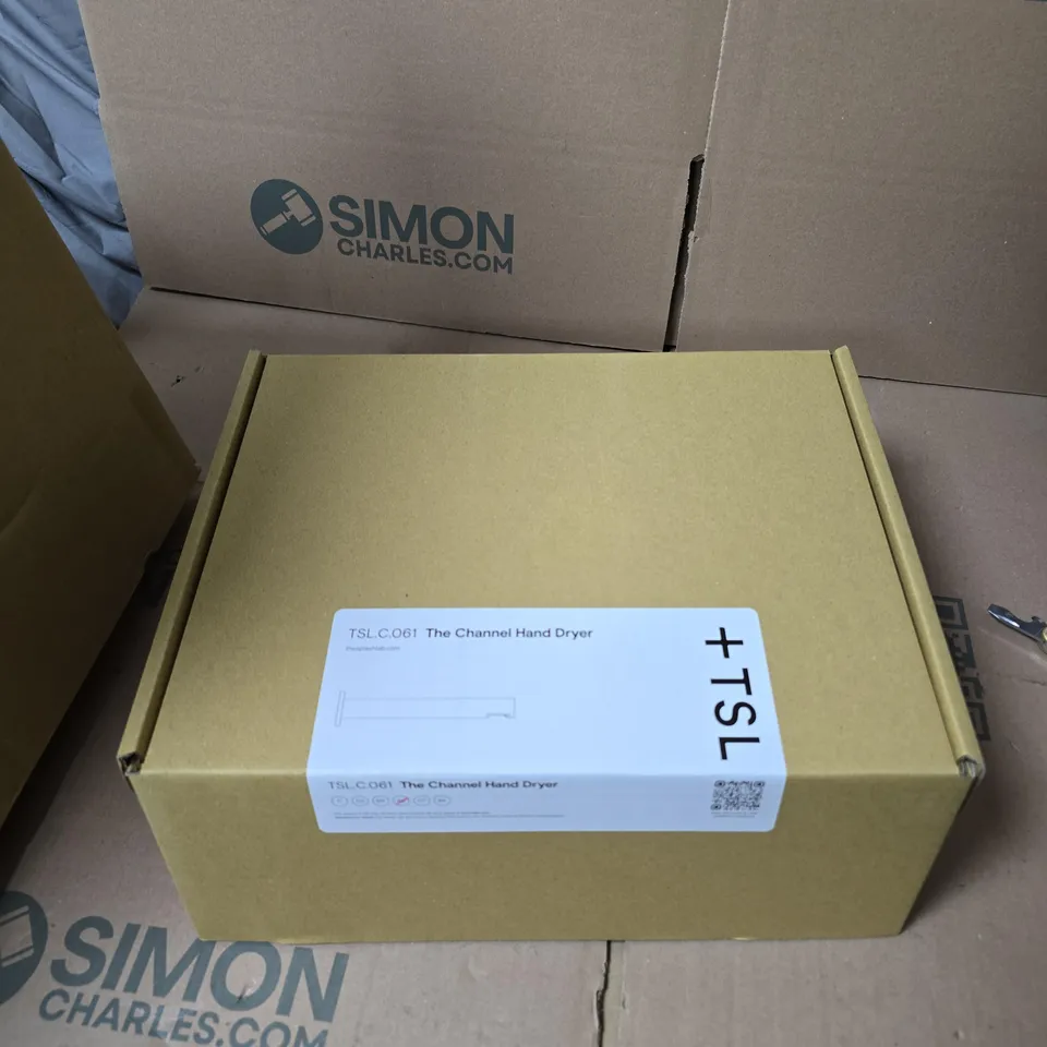 BOXED HAND DRYER THE CHANNEL SYSTEM 