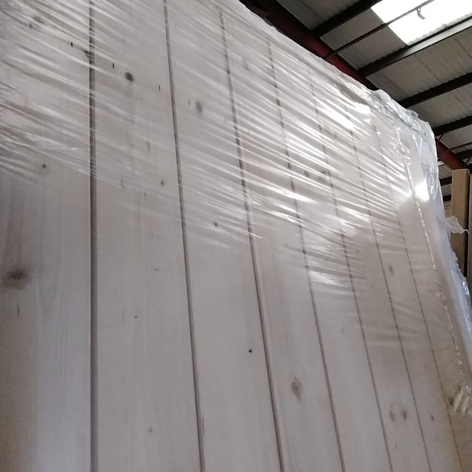 DESIGNER WOOD EFFECT DOOR PANEL APPROXIMATELY 1981X762MM