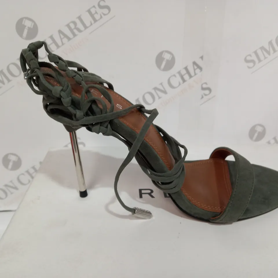 BOXED PAIR OF REISS ZHANE STRAPPY SUEDE HEELS IN GREEN SIZE 6