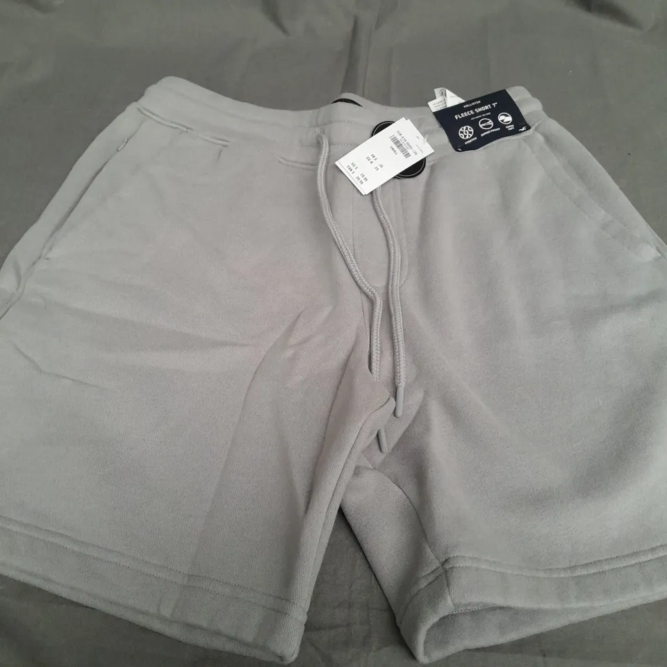 HOLLISTER FLEECE SHORTS 7 IN LIGHT GREY - SMALL