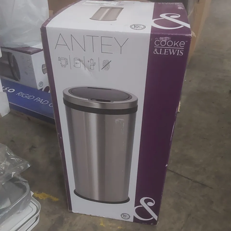 BOXED COOKE & LEWIS ANTEY STAINLESS STEEL TOUCH PEDAL BIN 30L