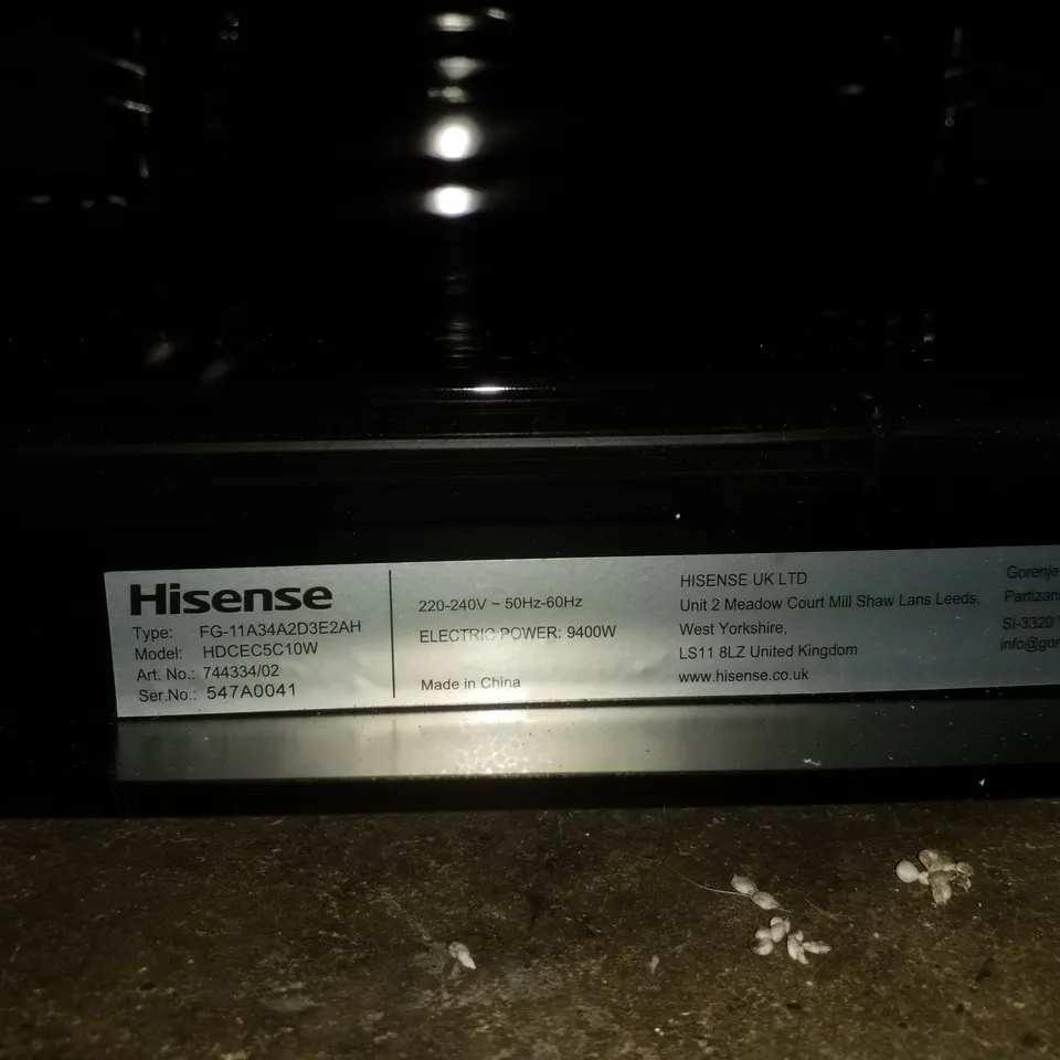 HISENSE HI6 MAX HDCEC5C10W 69/43L CERAMIC FREESTANDING 50CM ELECTRIC COOKER - WHITE