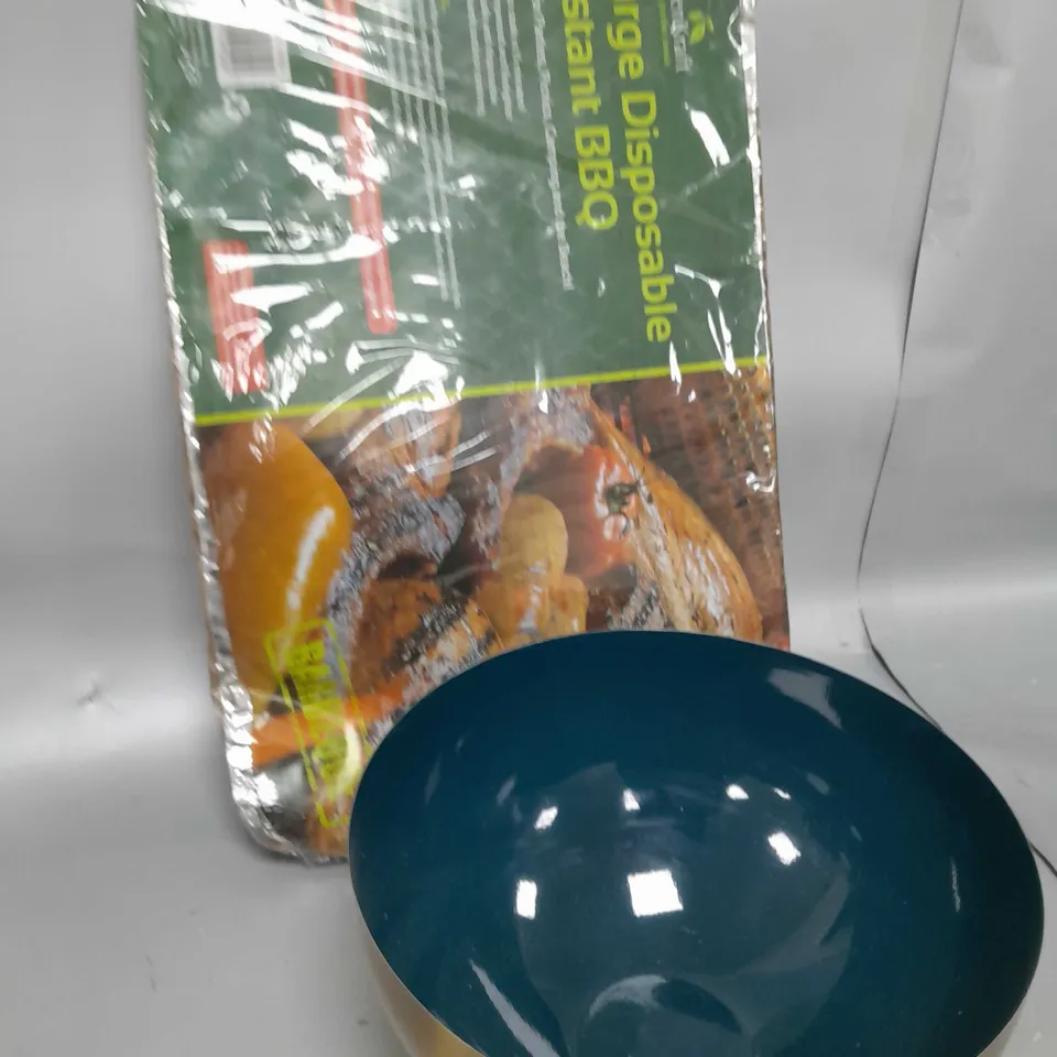 BOX OF APPROXIMATELY 5 ITEMS TO INCLUDE TRAYS, BBQ, BOWL ETC