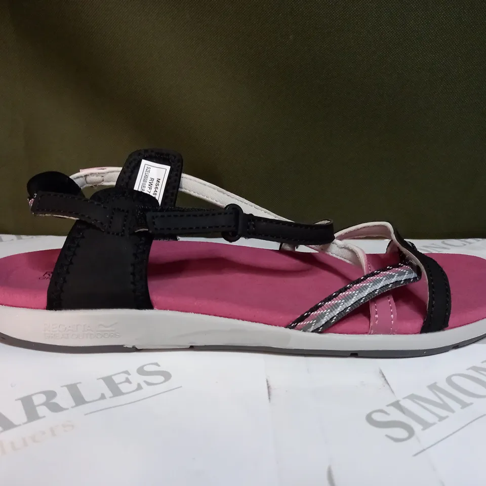 REGATTA LADY ROMA SANDALS SIZE 8