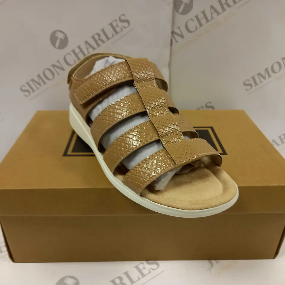 BOXED PAIR OF CUSHION WALK ONE TOUCH CLOSE SANDALS IN TAN - SIZE 3