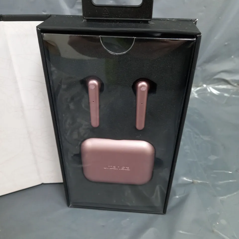 BOXED URBANISTA STOLKHOLM WIRELESS EARBUDS