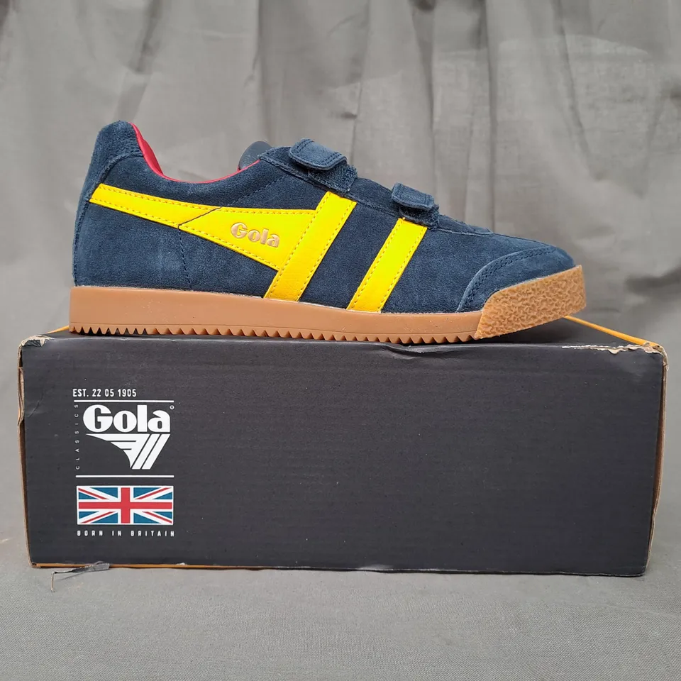 BOXED PAIR OF GOLA HARRIER STRAP SHOES IN NAVY/YELLOW/RED UK SIZE 2