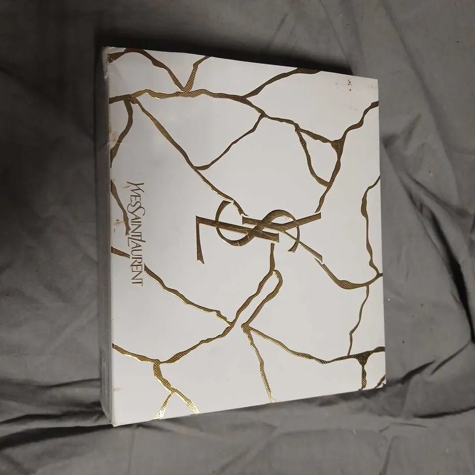 YVES SAINT LAURENT  OPIUM FRAGRANCE GIFT SET – WHITE/GOLD CRACKLE BOX