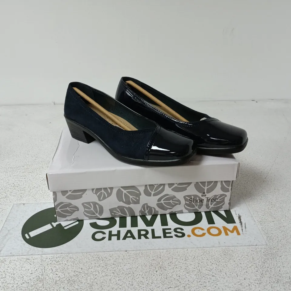 SHOE TREE COMFORT DIANA NAVY SHOES UK 4 BOXED
