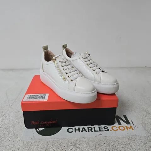 RUTH LANGSFORD WHITE LEATHER WEDGE TRAINERS – UK4 (EU37)