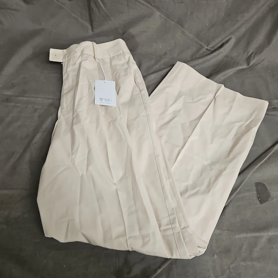 WNU RAMPLING COTTON TROUSERS IN FAWN SIZE 12