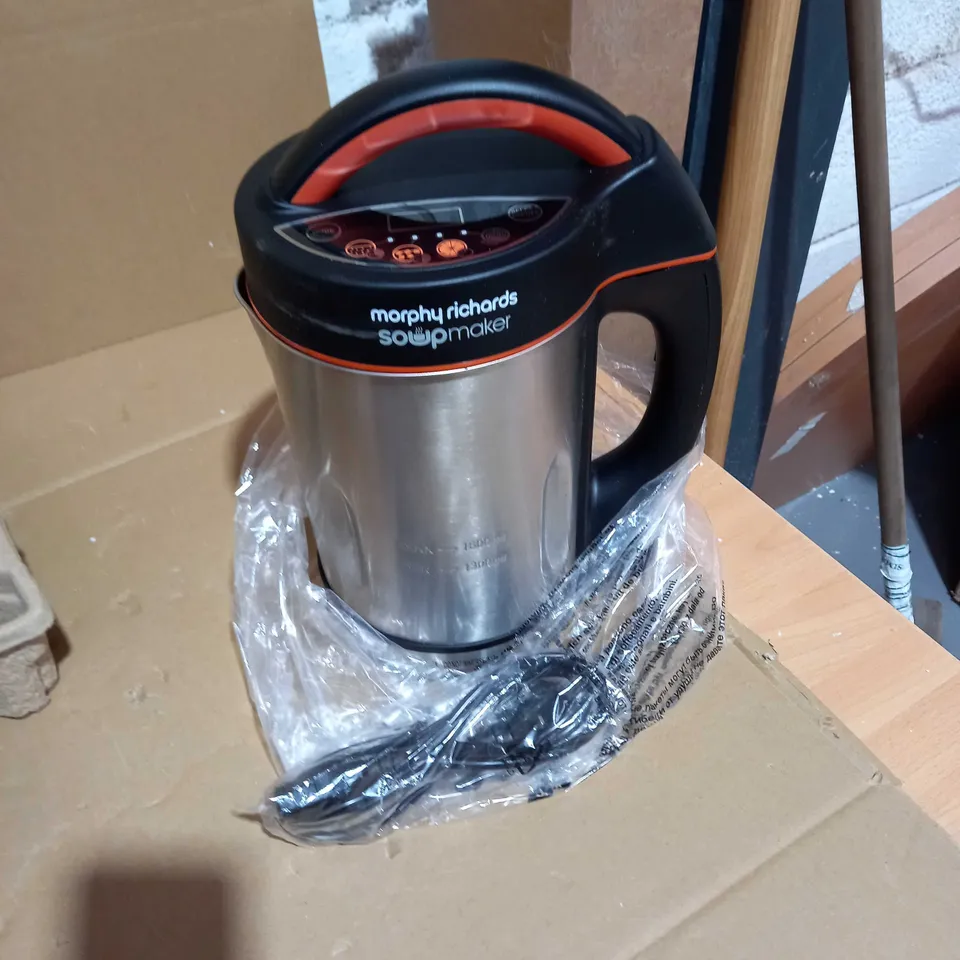 MORPHY RICHARDS SOUP MAKER 