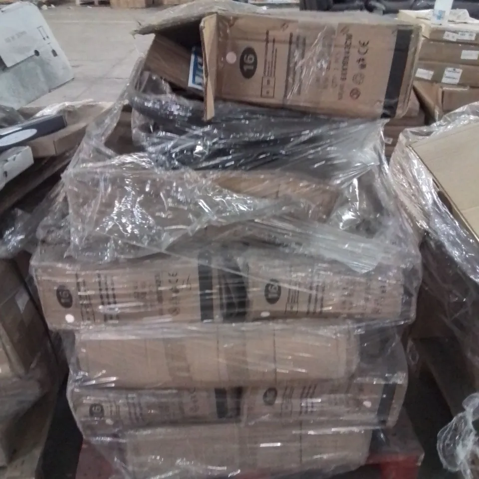 PALLET CONTAINING SEVERAL BOXED BALANCE BIKES