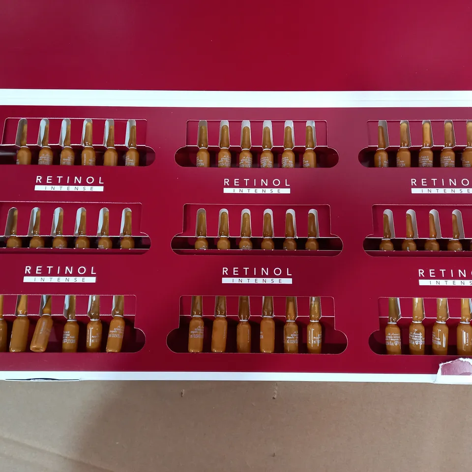 M. ASAM RETINOL INTENSE BEAUTY TREATMENT AMPOULES SET