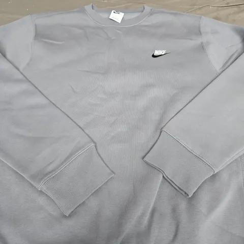 NIKE LOGO SWEATSHIRT - SIZE L
