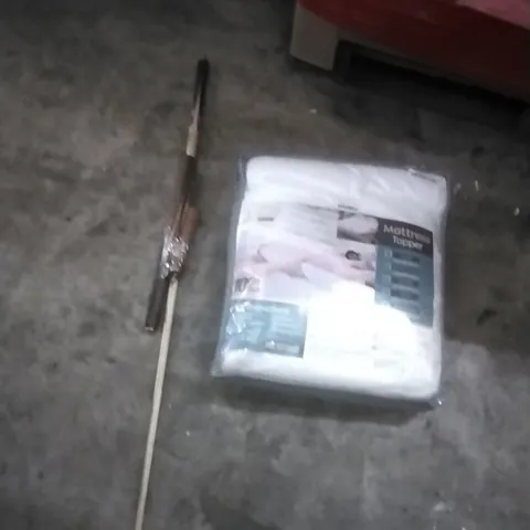 PALLET OF ASSORTED ITEMS INCLUDING;  POOL/SNOOKER STICK, MATTRESS TOPPER 