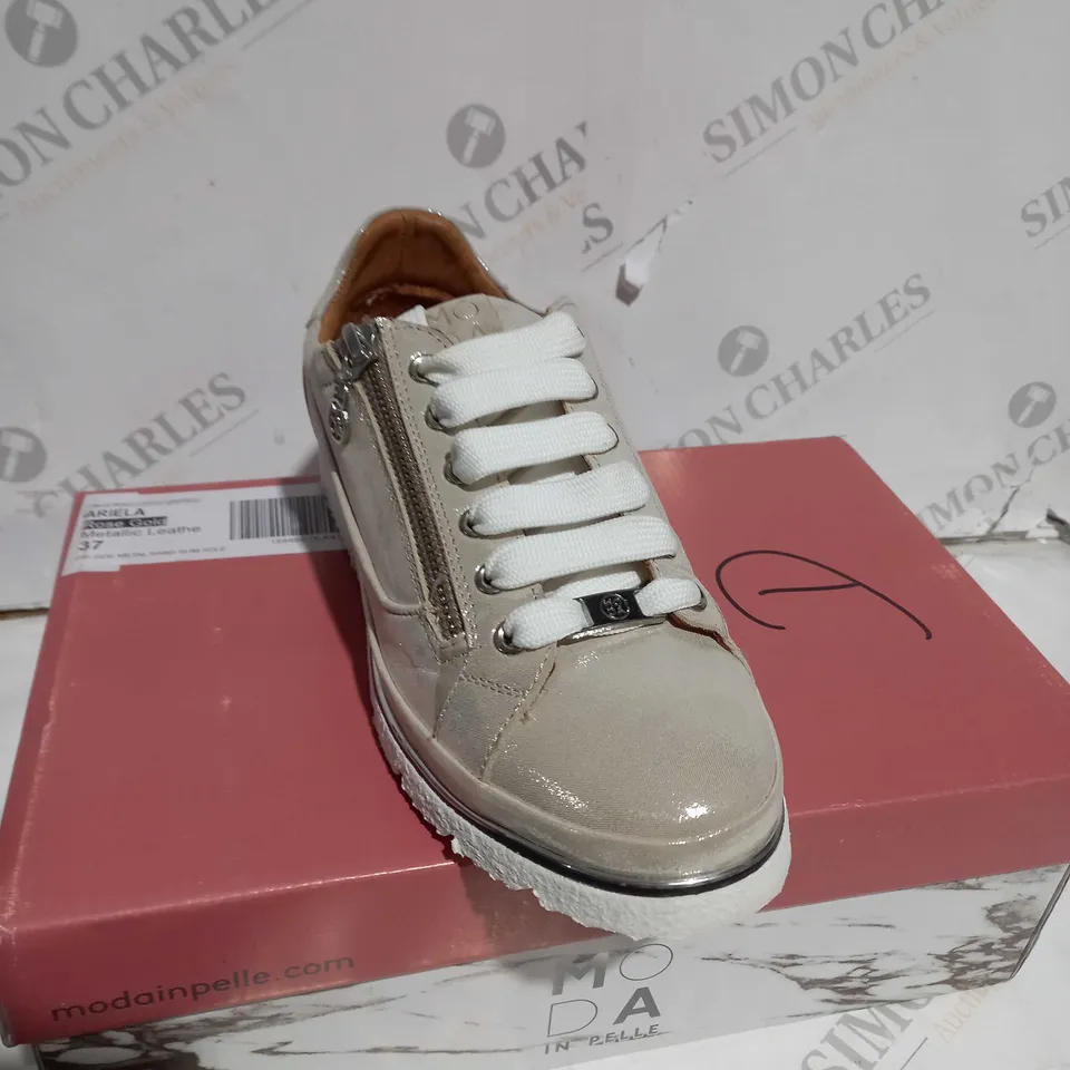 MODA ROSE GOLD METALLIC LEATHER ARIELA TRAINERS - UK SIZE 4