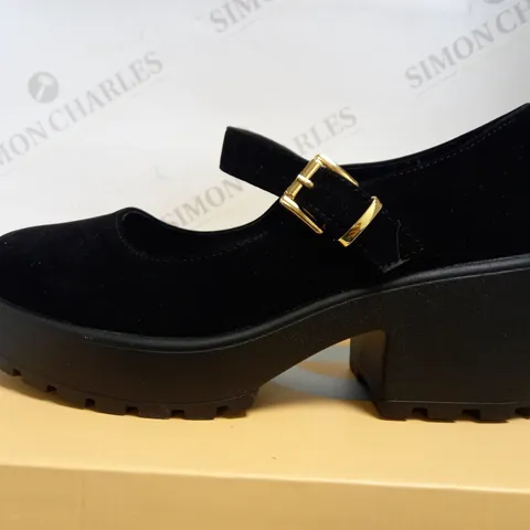 KOI VEGAN BUCKLE BLACK MARY JANES UK SIZE 9