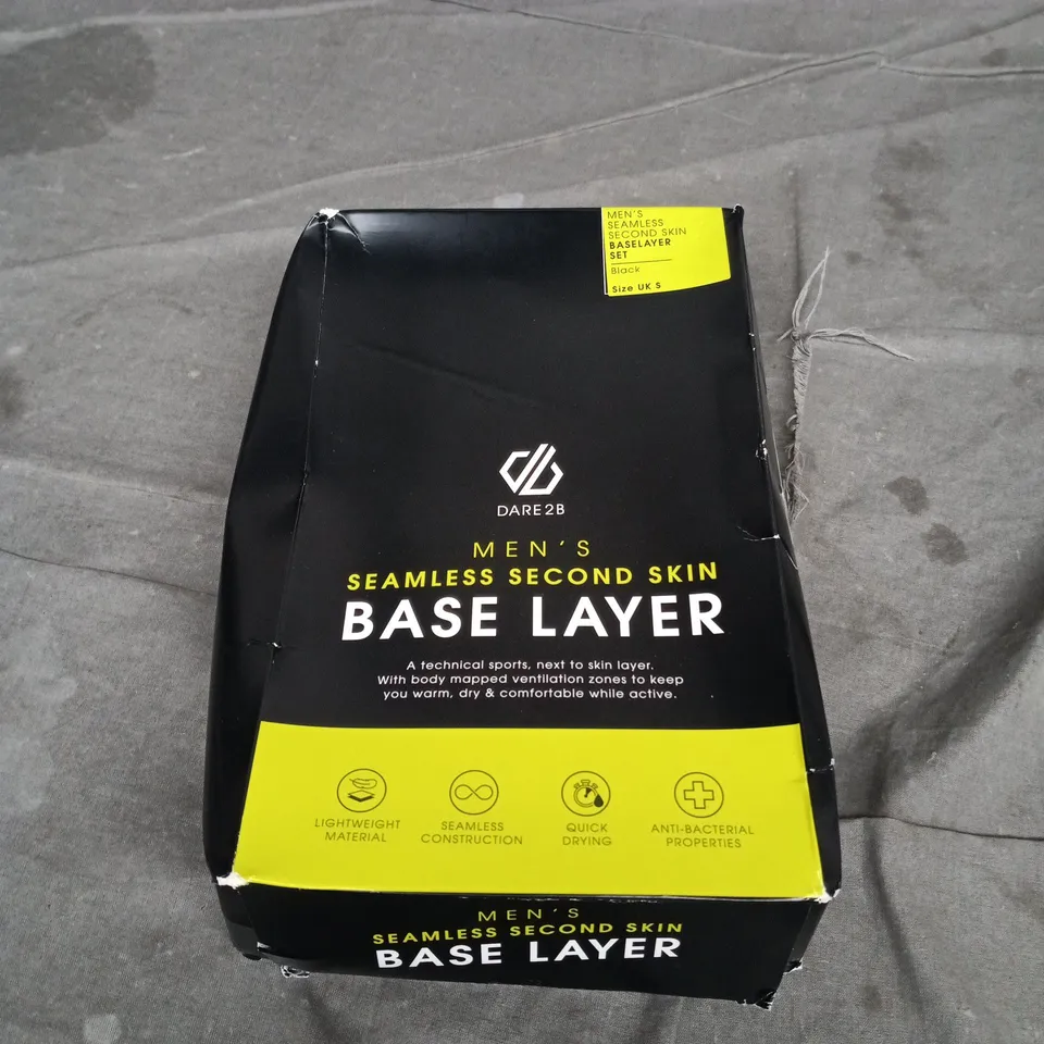 DARE 2B MEN'S SEAMLESS SECOND SKIN BASE LAYER – BLACK, UK SIZE S