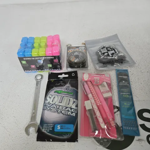 APPROXIMATELY 10 ASSORTED HOUSEHOLD PRODUCTS TO INCLUDE HAND TOOLS, STATIONARY, MORALE PATCH ETC 