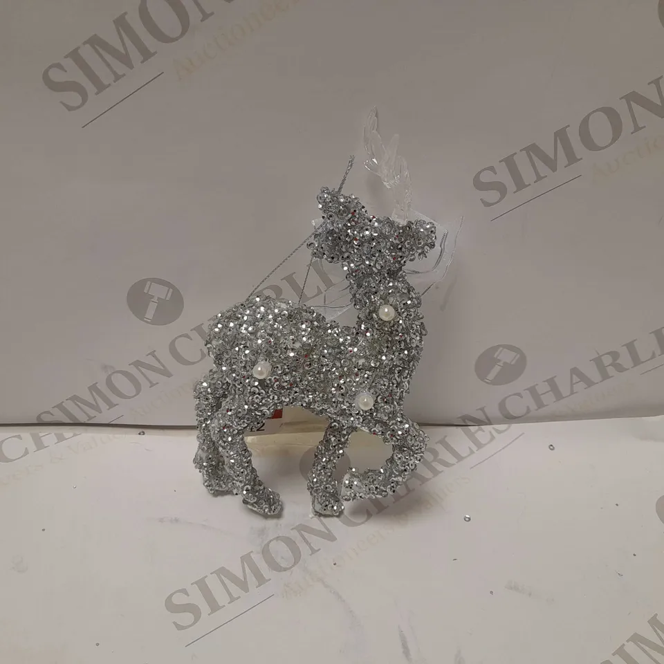 APPROXIMATELY 3 BRAND NEW PACKS OF 6 CHRISTMAS REINDEERS