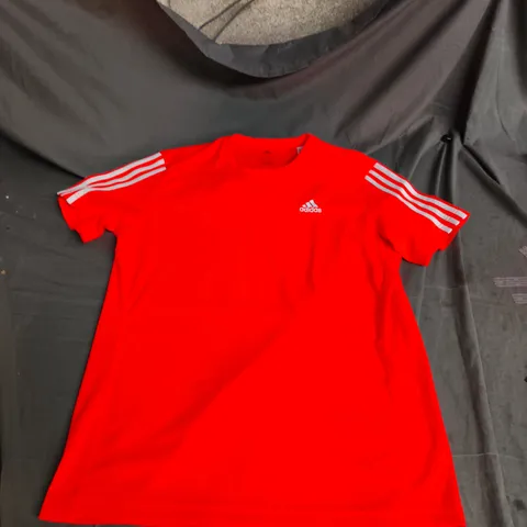 ADIDAS AEROREADY RED T‑SHIRT – MEN'S MEDIUM