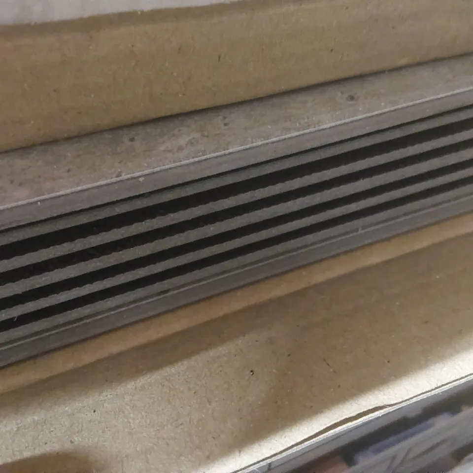 PALLET CONTAINING APPROXIMATELY 68x PACKS OF BRAND NEW ULTIMO CLICK LIMESTONE 32.4x65.5CM (45mm) 1.49M²PP LUXURY VINYL TILES