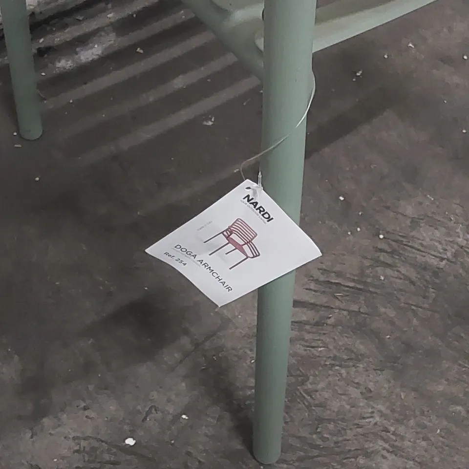 NARDI OUTDOOR LIVING GARDEN CHAIR 