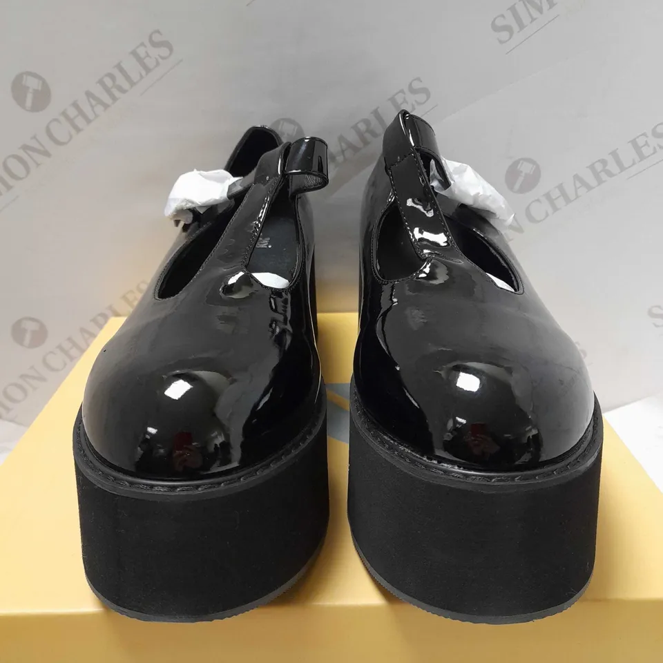 KOI MORENO BLACK PATENT MARY JANES SHOES - SIZE 10